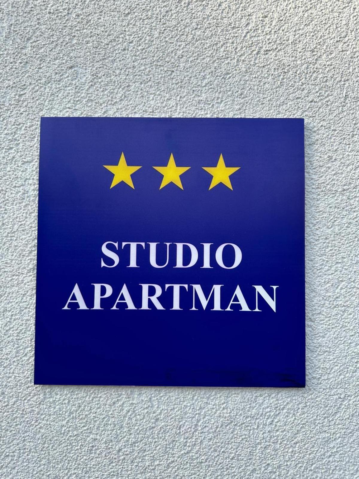 Studio Apartman Apollonia Sinj Exterior photo